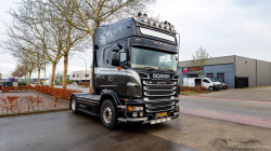 20260201-Tom-Holding-00036